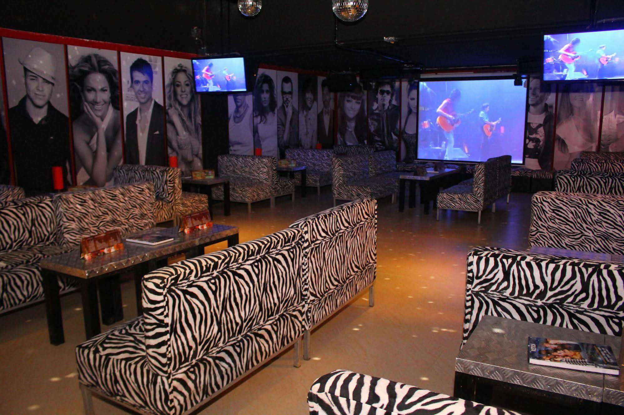 Hotel Rustica ויצ'איטו מראה חיצוני תמונה